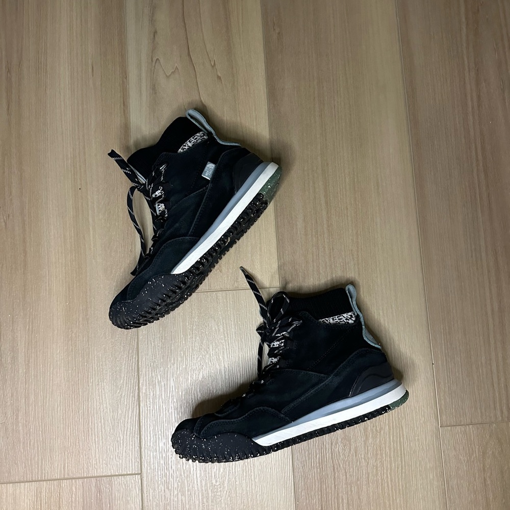 Black North Face Hiking Boot/Sneakers